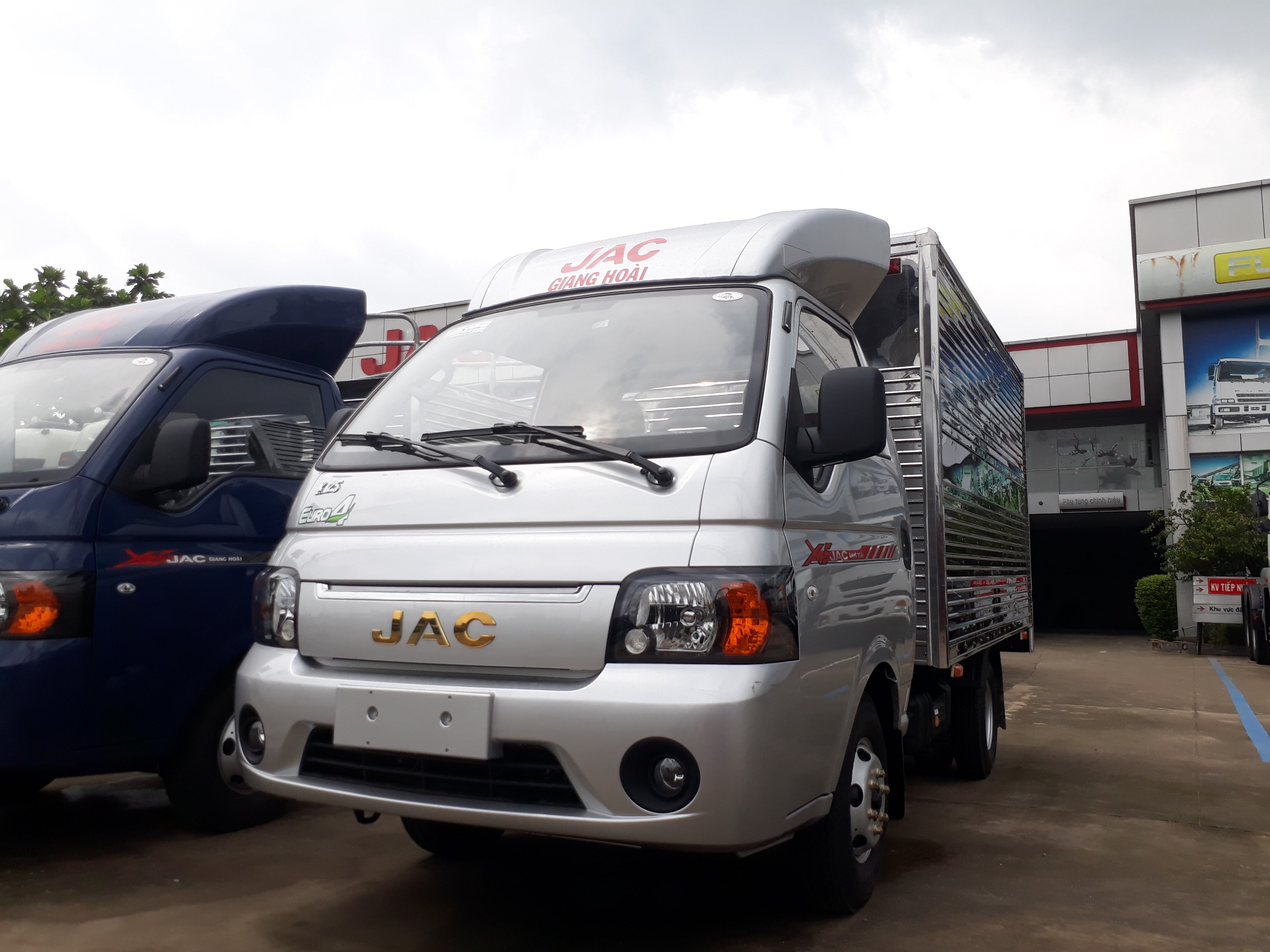 Đánh giá xe tải JAC X150: Xe chạy khỏe, tiết kiệm nhiên liệu